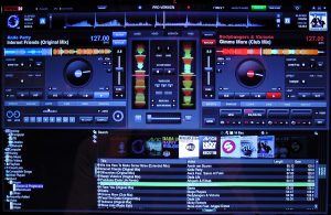 Virtual DJ 8.2 License Key With Crack Full Free Download